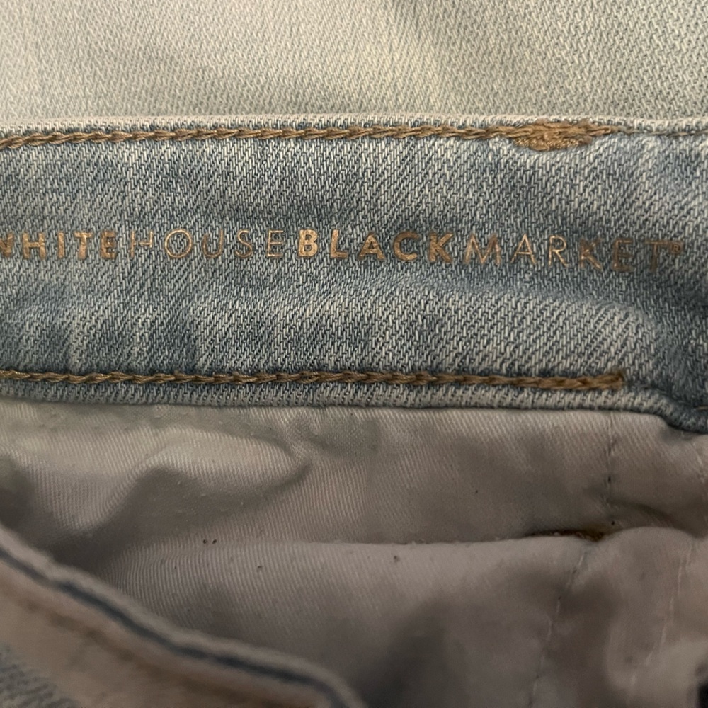 White House Black Market Everday Soft Mid-Rise Skinny Jeans- Light Wash - Picture 2 of 5